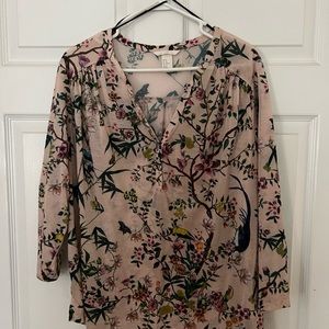 V Cut flowy shirt